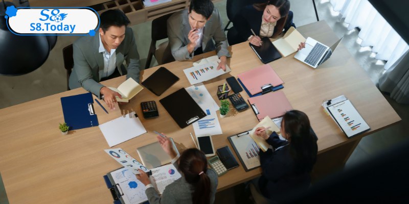 Phát triển đội ngũ nhân sự chuyên nghiệp